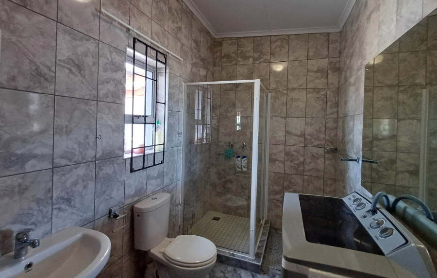 10 Bedroom Property for Sale in Kleinmond Western Cape